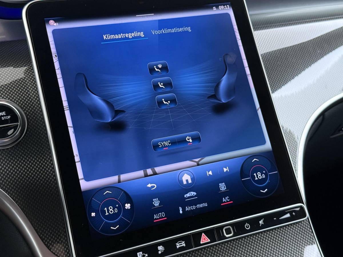 Mercedes-Benz GLC Mercedes-Benz GLC-klasse 300e 4MATIC AMG Line SOH 98% | SUPER COMPLEET| MEMORY STOELEN| BURMESTER 3D AUDIO |DIGITAL LIGHT| 360 CAMERA| ELEKTRISCHE ACHTERKLEP| ADAPTIEVE CRUISE CONTROL| DODE HOEK| CARPLAY| SFEERVERLICHTING