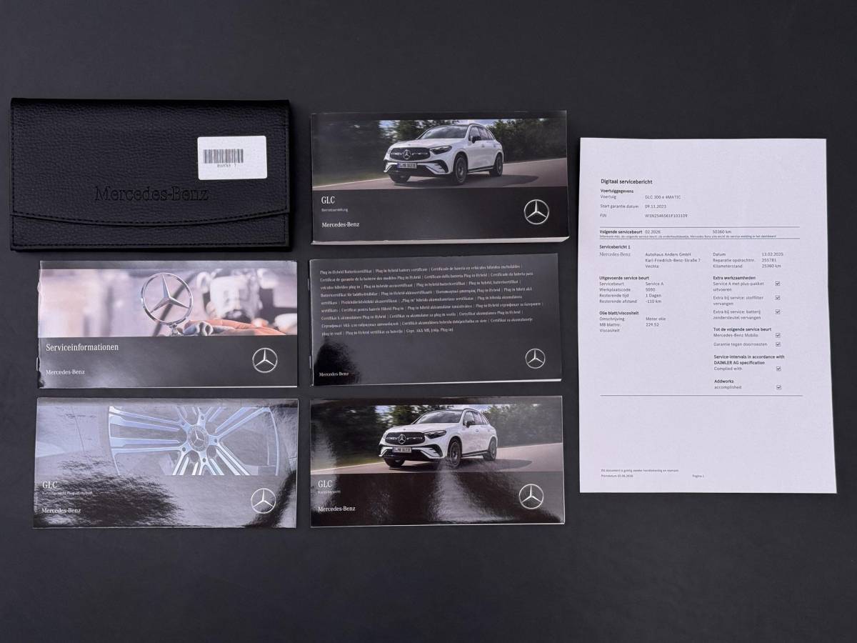 Mercedes-Benz GLC Mercedes-Benz GLC-klasse 300e 4MATIC AMG Line SOH 98% | SUPER COMPLEET| MEMORY STOELEN| BURMESTER 3D AUDIO |DIGITAL LIGHT| 360 CAMERA| ELEKTRISCHE ACHTERKLEP| ADAPTIEVE CRUISE CONTROL| DODE HOEK| CARPLAY| SFEERVERLICHTING