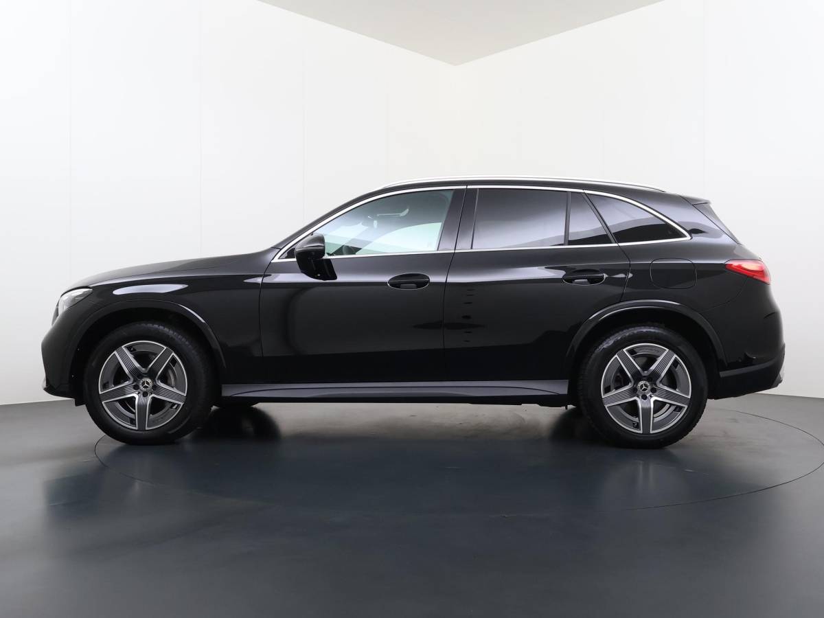 Mercedes-Benz GLC Mercedes-Benz GLC-klasse 300e 4MATIC AMG Line SOH 98% | SUPER COMPLEET| MEMORY STOELEN| BURMESTER 3D AUDIO |DIGITAL LIGHT| 360 CAMERA| ELEKTRISCHE ACHTERKLEP| ADAPTIEVE CRUISE CONTROL| DODE HOEK| CARPLAY| SFEERVERLICHTING