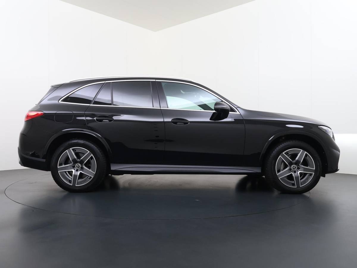 Mercedes-Benz GLC Mercedes-Benz GLC-klasse 300e 4MATIC AMG Line SOH 98% | SUPER COMPLEET| MEMORY STOELEN| BURMESTER 3D AUDIO |DIGITAL LIGHT| 360 CAMERA| ELEKTRISCHE ACHTERKLEP| ADAPTIEVE CRUISE CONTROL| DODE HOEK| CARPLAY| SFEERVERLICHTING