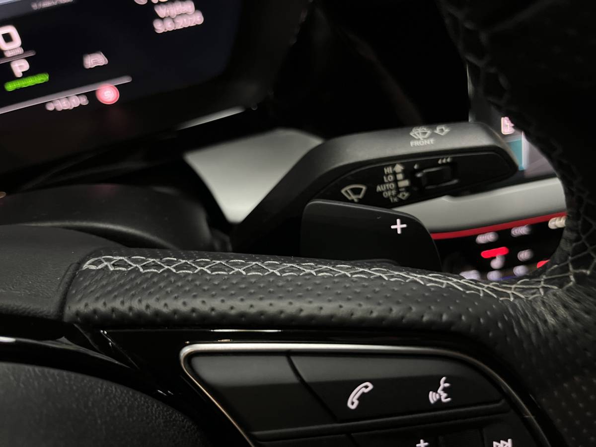 Audi A3 Audi A3 Limousine 35 TFSI S edition Airco ECC | Virtual | Stoelverwarming | Trekhaak | Sfeer | Adaptive Cruise | NAP