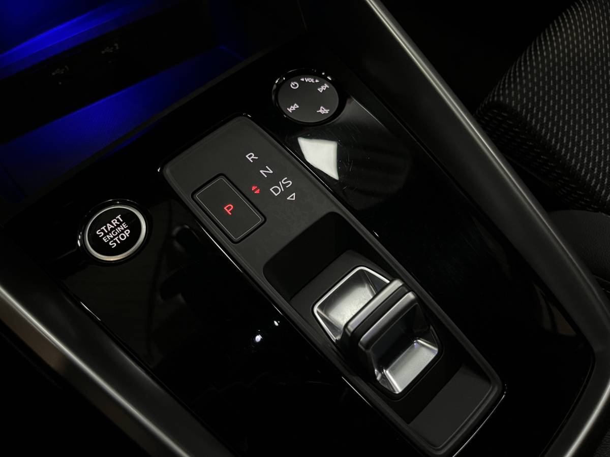 Audi A3 Audi A3 Limousine 35 TFSI S edition Airco ECC | Virtual | Stoelverwarming | Trekhaak | Sfeer | Adaptive Cruise | NAP
