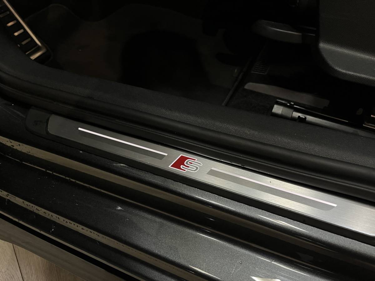 Audi A3 Audi A3 Limousine 35 TFSI S edition Airco ECC | Virtual | Stoelverwarming | Trekhaak | Sfeer | Adaptive Cruise | NAP