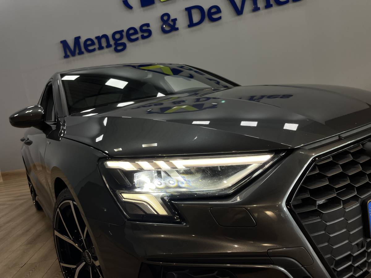 Audi A3 Audi A3 Limousine 35 TFSI S edition Airco ECC | Virtual | Stoelverwarming | Trekhaak | Sfeer | Adaptive Cruise | NAP