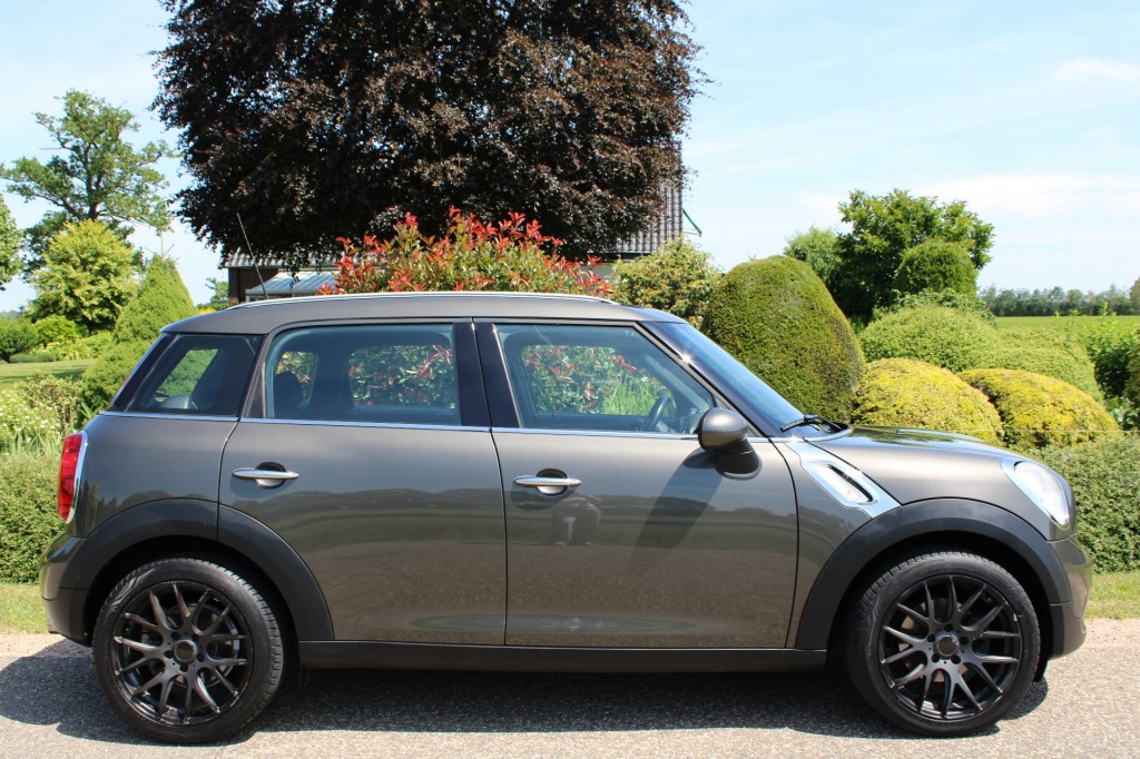 MINI Countryman Mini Countryman 1.6 ONE CHILI ECC/Cruise/PDC/Bluetooth/Lichtmet.velgen