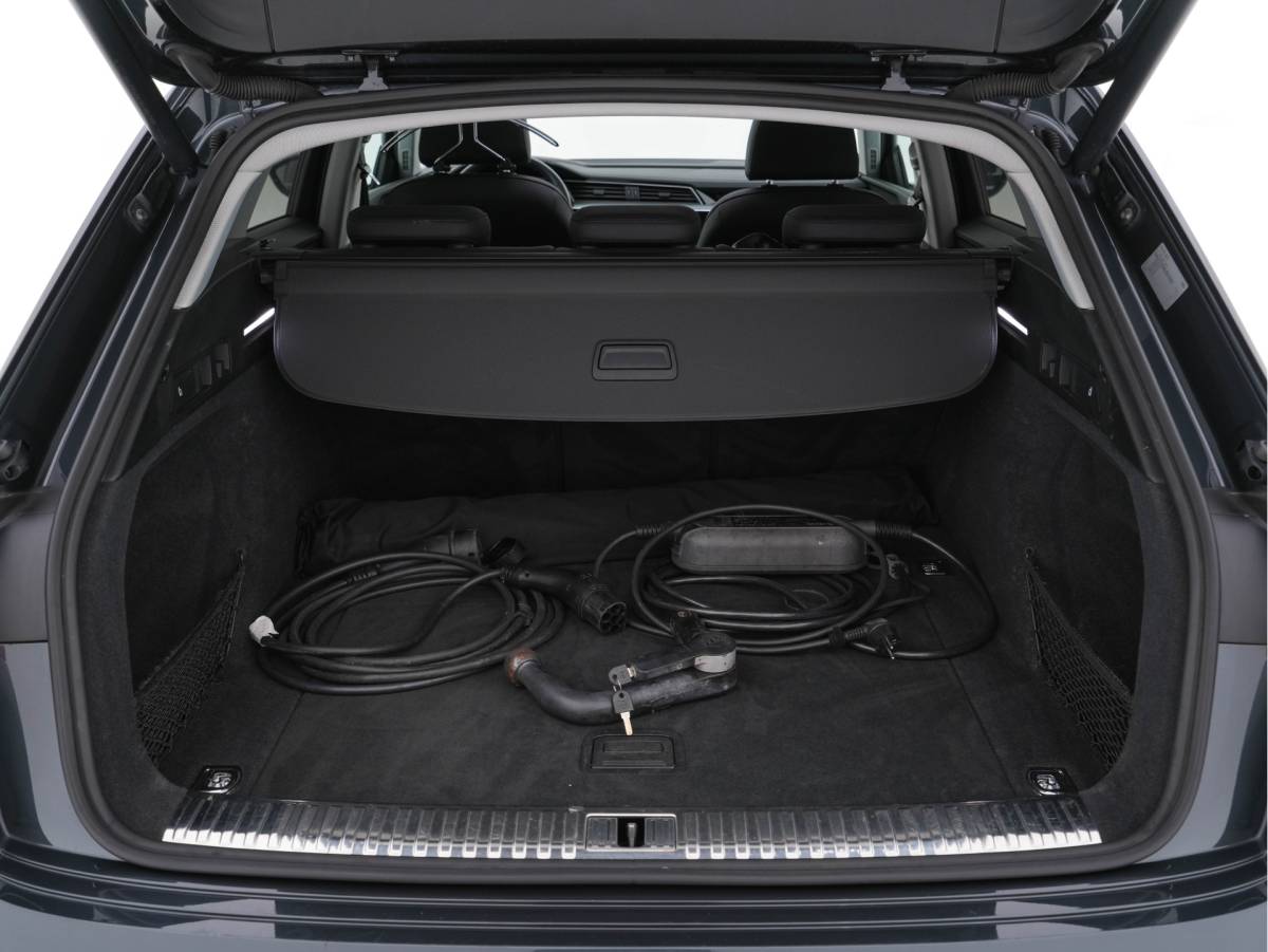 Audi e-tron Audi e-tron 50 Quattro Advanced [ 3-Fase-11kW ] [ SOH-100% ] (INCL-BTW) *HEATPUMP | PANO | LEATHER | DIGI-COCKPIT | FULL-LED | MEMORY-PACK |  KEYLESS | NAVI-FULLMAP | TOWBAR | SHIFTPADDLES | COMFORTSEATS | 20″ALU*