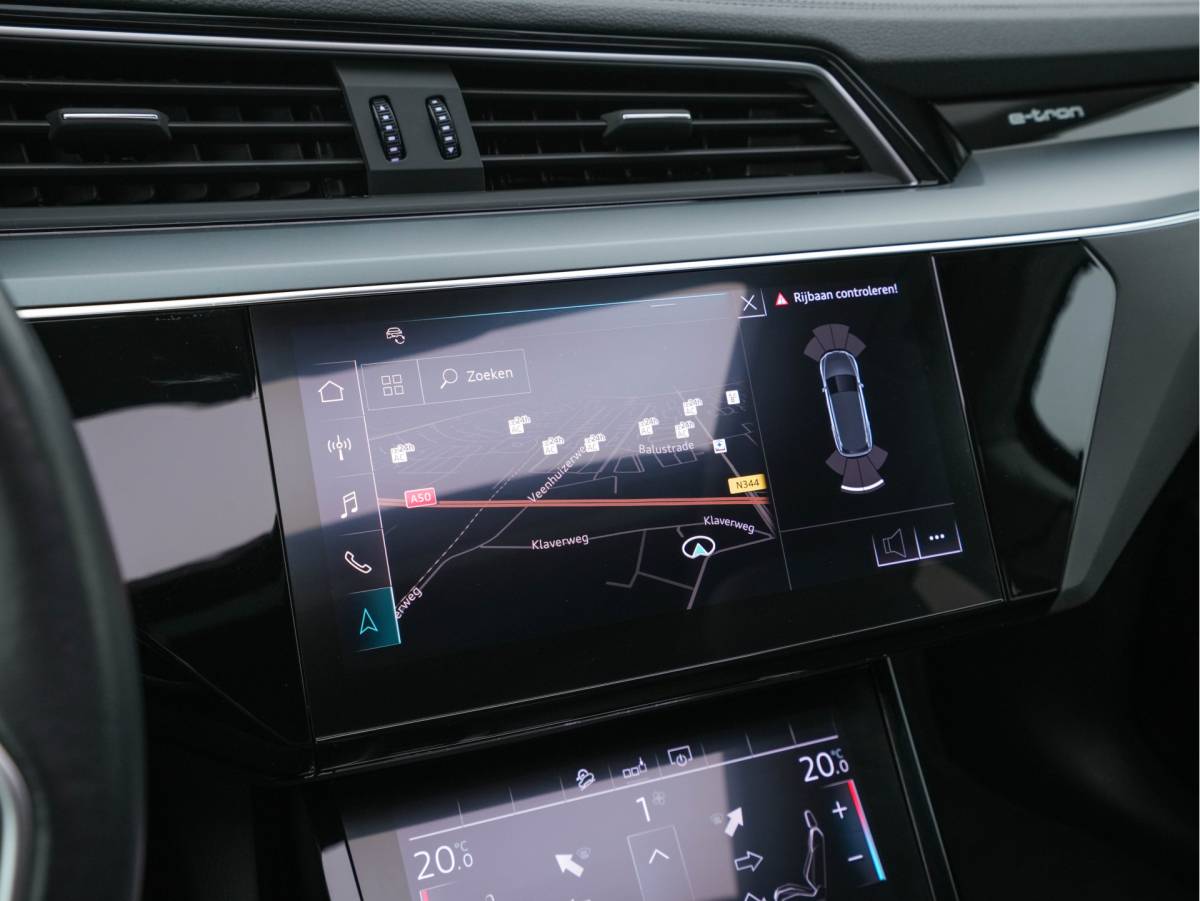 Audi e-tron Audi e-tron 50 Quattro Advanced [ 3-Fase-11kW ] [ SOH-100% ] (INCL-BTW) *HEATPUMP | PANO | LEATHER | DIGI-COCKPIT | FULL-LED | MEMORY-PACK |  KEYLESS | NAVI-FULLMAP | TOWBAR | SHIFTPADDLES | COMFORTSEATS | 20″ALU*