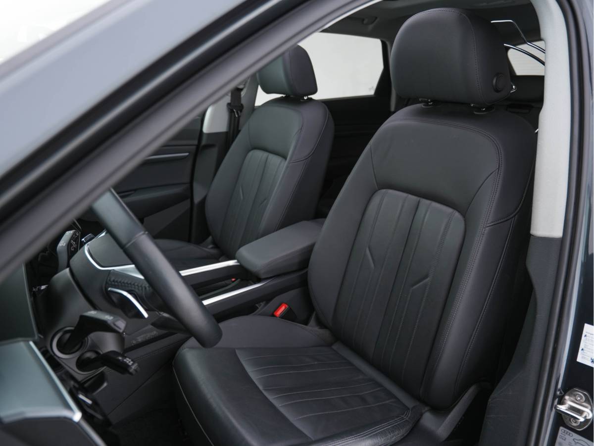 Audi e-tron Audi e-tron 50 Quattro Advanced [ 3-Fase-11kW ] [ SOH-100% ] (INCL-BTW) *HEATPUMP | PANO | LEATHER | DIGI-COCKPIT | FULL-LED | MEMORY-PACK |  KEYLESS | NAVI-FULLMAP | TOWBAR | SHIFTPADDLES | COMFORTSEATS | 20″ALU*