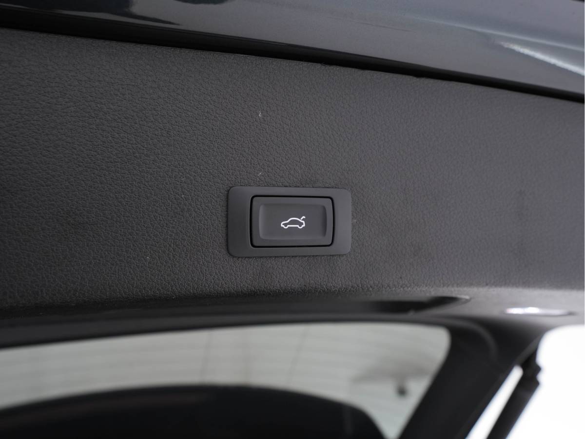 Audi e-tron Audi e-tron 50 Quattro Advanced [ 3-Fase-11kW ] [ SOH-100% ] (INCL-BTW) *HEATPUMP | PANO | LEATHER | DIGI-COCKPIT | FULL-LED | MEMORY-PACK |  KEYLESS | NAVI-FULLMAP | TOWBAR | SHIFTPADDLES | COMFORTSEATS | 20″ALU*
