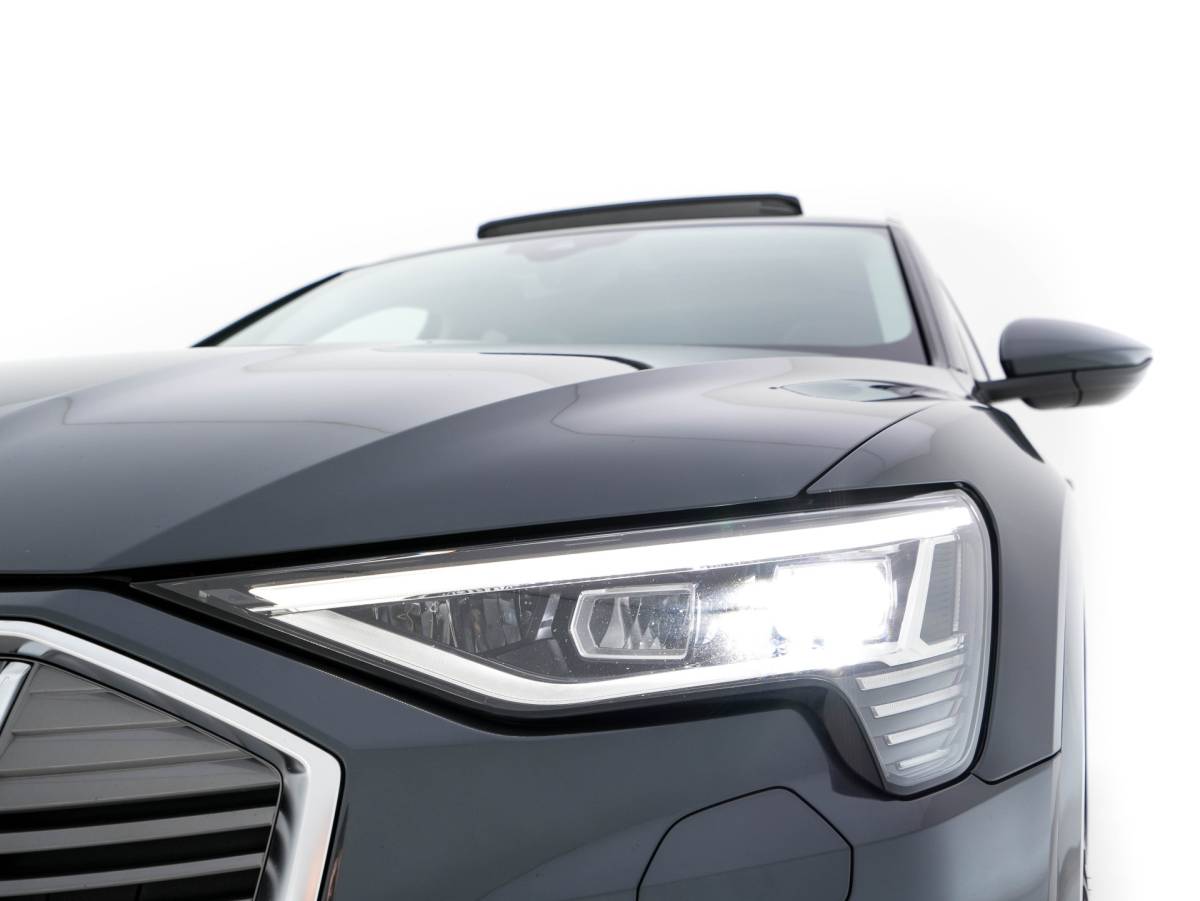 Audi e-tron Audi e-tron 50 Quattro Advanced [ 3-Fase-11kW ] [ SOH-100% ] (INCL-BTW) *HEATPUMP | PANO | LEATHER | DIGI-COCKPIT | FULL-LED | MEMORY-PACK |  KEYLESS | NAVI-FULLMAP | TOWBAR | SHIFTPADDLES | COMFORTSEATS | 20″ALU*