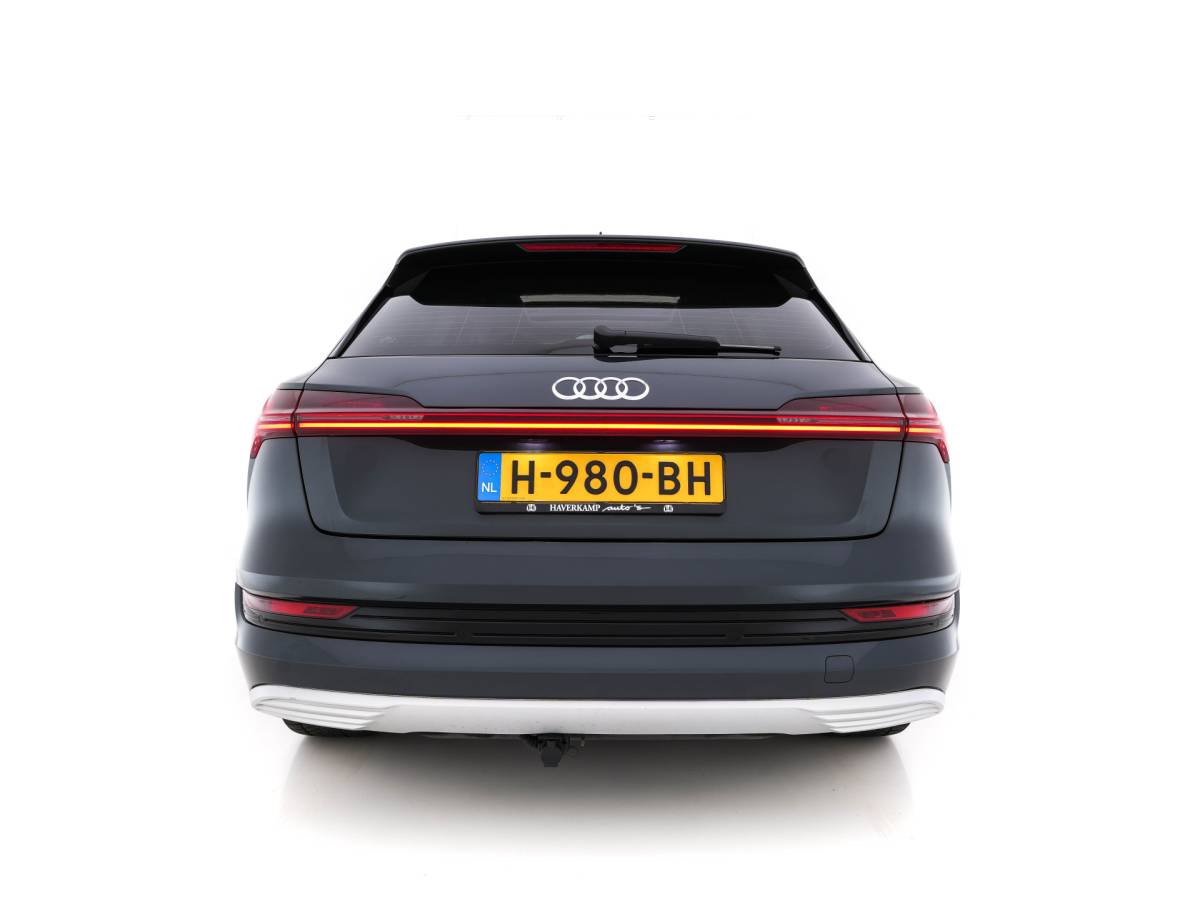 Audi e-tron Audi e-tron 50 Quattro Advanced [ 3-Fase-11kW ] [ SOH-100% ] (INCL-BTW) *HEATPUMP | PANO | LEATHER | DIGI-COCKPIT | FULL-LED | MEMORY-PACK |  KEYLESS | NAVI-FULLMAP | TOWBAR | SHIFTPADDLES | COMFORTSEATS | 20″ALU*