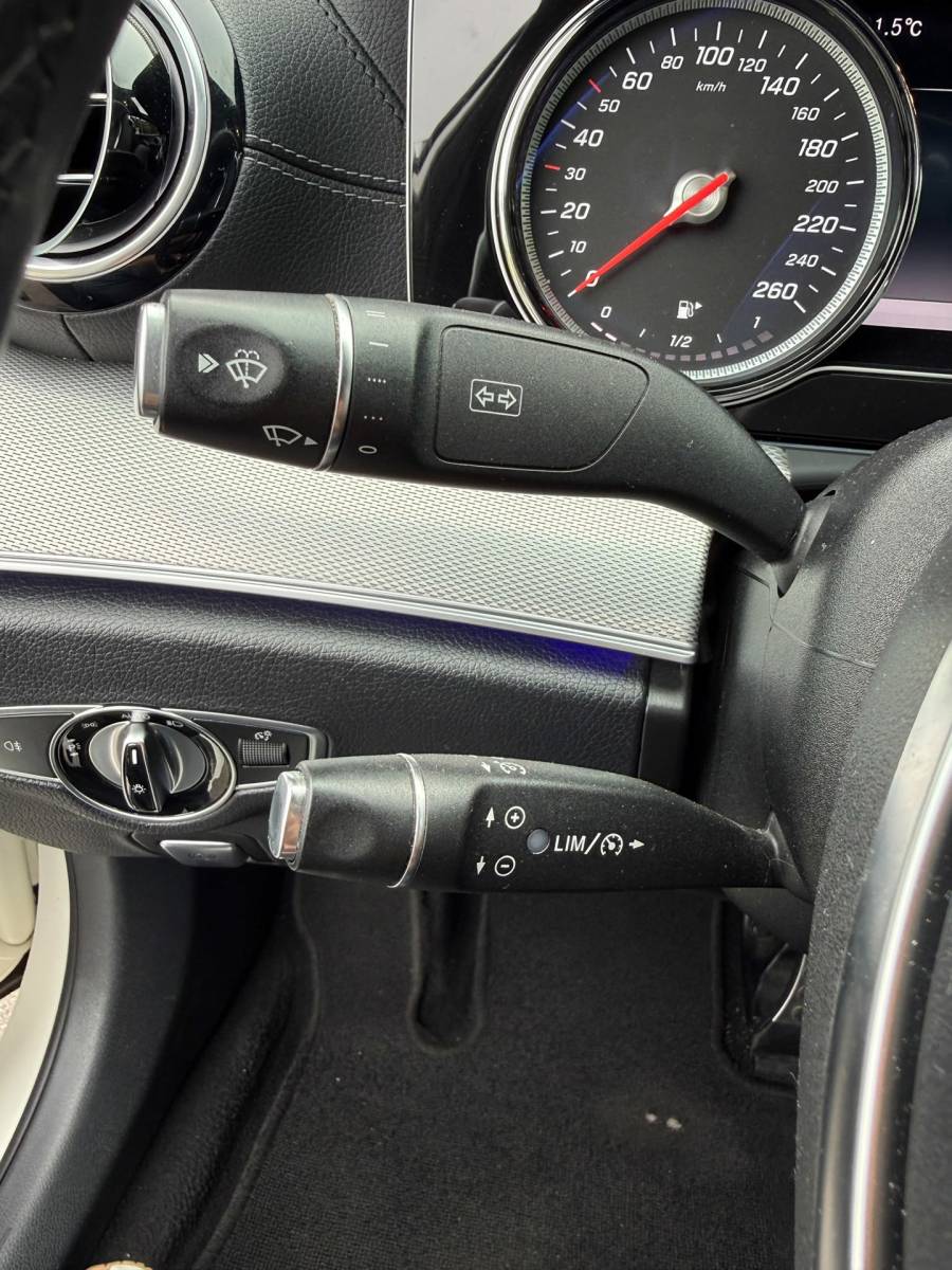 Mercedes-Benz E-Klasse Mercedes-Benz E-klasse 220 d Business Solution AMG pakket
