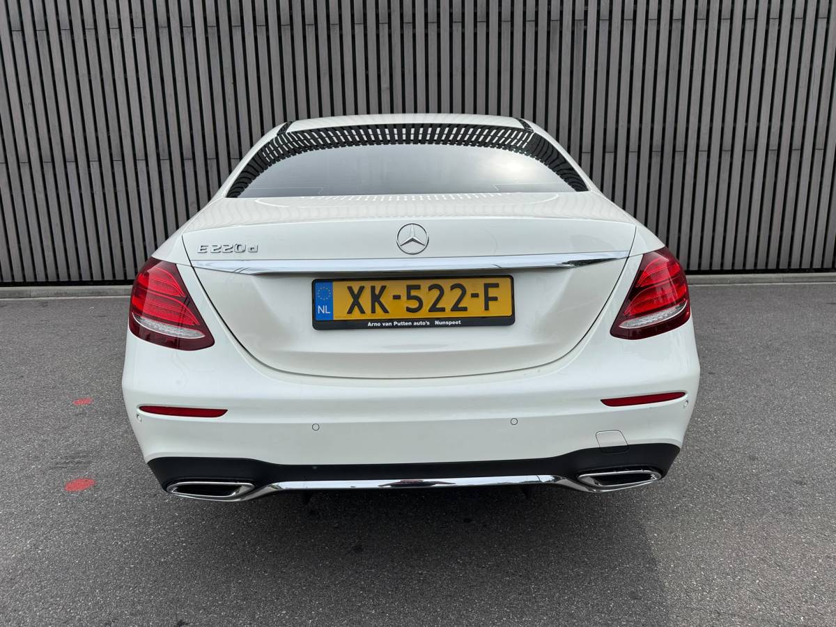 Mercedes-Benz E-Klasse Mercedes-Benz E-klasse 220 d Business Solution AMG pakket