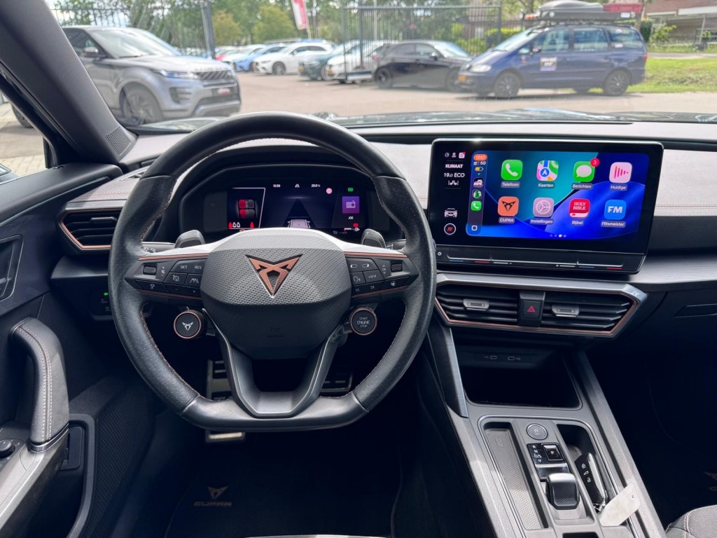 CUPRA Formentor Cupra Formentor 1.4 e-Hybrid VZ 245PK Copper edition VZ stuurwiel Trekhaak Camera Blindspot Carplay etc!