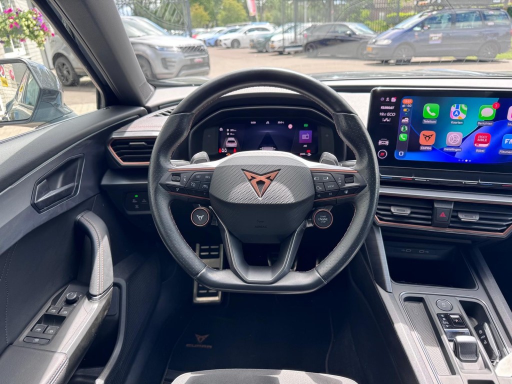 CUPRA Formentor Cupra Formentor 1.4 e-Hybrid VZ 245PK Copper edition VZ stuurwiel Trekhaak Camera Blindspot Carplay etc!