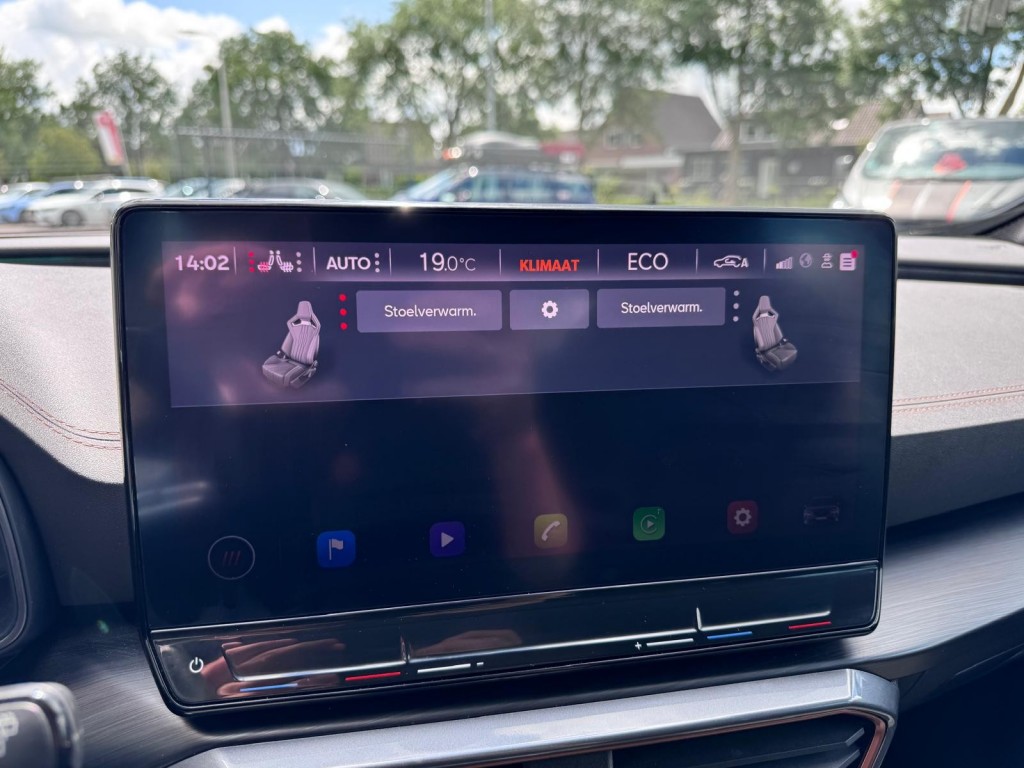 CUPRA Formentor Cupra Formentor 1.4 e-Hybrid VZ 245PK Copper edition VZ stuurwiel Trekhaak Camera Blindspot Carplay etc!