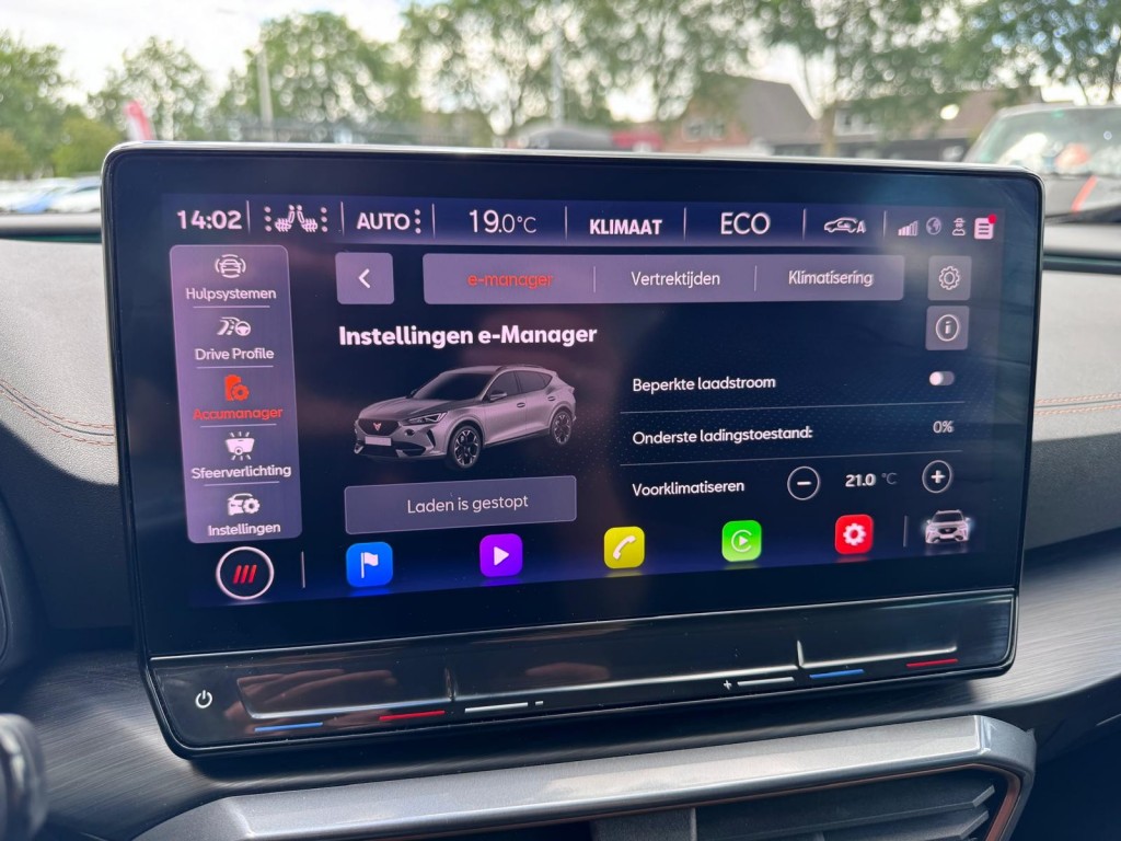 CUPRA Formentor Cupra Formentor 1.4 e-Hybrid VZ 245PK Copper edition VZ stuurwiel Trekhaak Camera Blindspot Carplay etc!