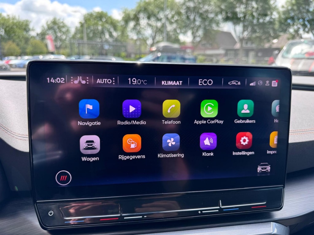 CUPRA Formentor Cupra Formentor 1.4 e-Hybrid VZ 245PK Copper edition VZ stuurwiel Trekhaak Camera Blindspot Carplay etc!