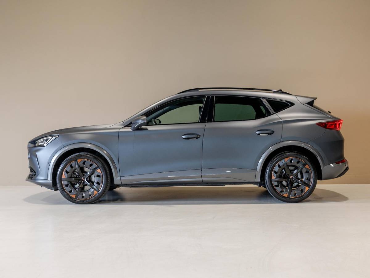 CUPRA Formentor CUPRA Formentor 1.5 TSI 150pk / Trekhaak / Lederen bekleding / Apple carplay / Memory stoelen / Adaptieve cruise control /