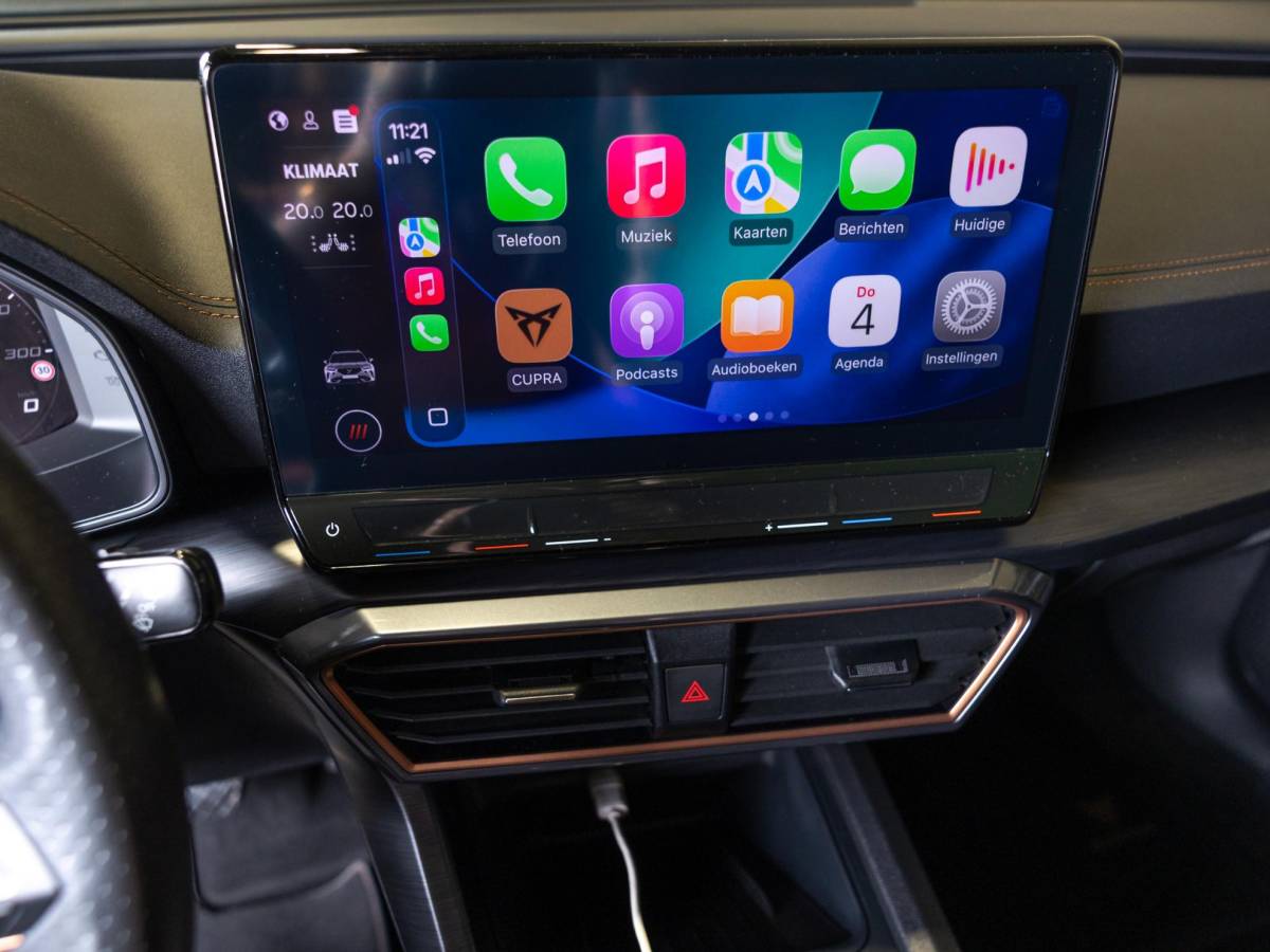 CUPRA Formentor CUPRA Formentor 1.5 TSI 150pk / Trekhaak / Lederen bekleding / Apple carplay / Memory stoelen / Adaptieve cruise control /