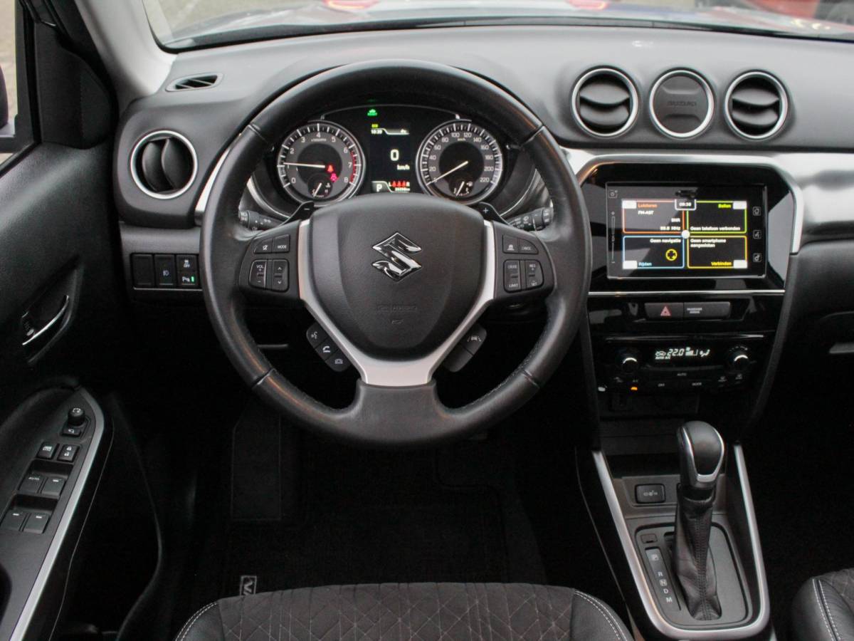 Suzuki Vitara Suzuki Vitara 1.5 Hybrid Style Automaat | Navi | Adap. Cruise | Schuifdak | Camera | Lm-Velgen