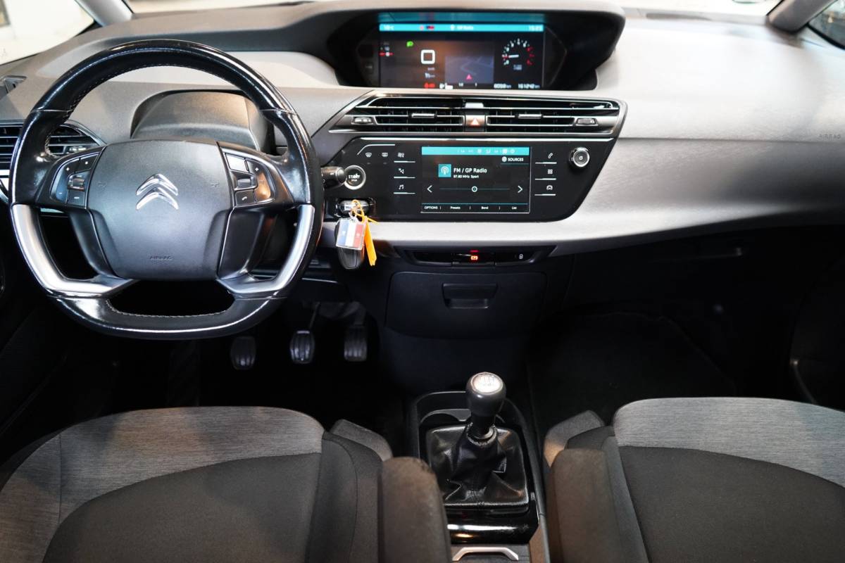 Citroën Grand C4 Picasso Citroen Grand C4 Picasso 1.2 PureTech Shine | 7 PERSOONS | NAVI | AIRCO | ACHTERUITRIJCAMERA | CRUISE | PDC |