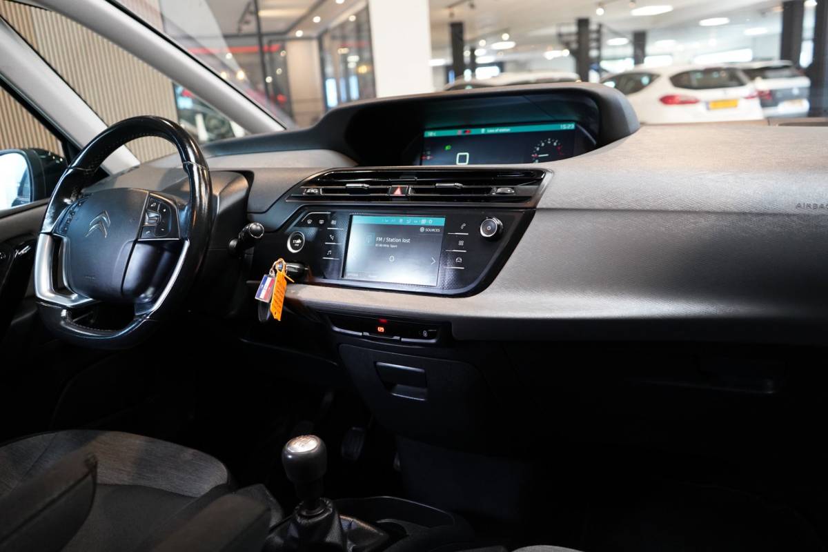 Citroën Grand C4 Picasso Citroen Grand C4 Picasso 1.2 PureTech Shine | 7 PERSOONS | NAVI | AIRCO | ACHTERUITRIJCAMERA | CRUISE | PDC |