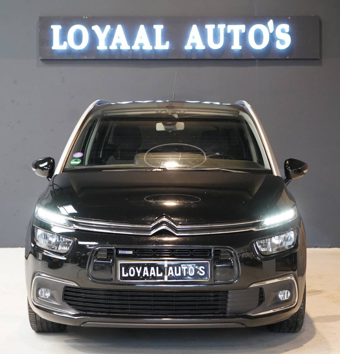Citroën Grand C4 Picasso Citroen Grand C4 Picasso 1.2 PureTech Shine | 7 PERSOONS | NAVI | AIRCO | ACHTERUITRIJCAMERA | CRUISE | PDC |