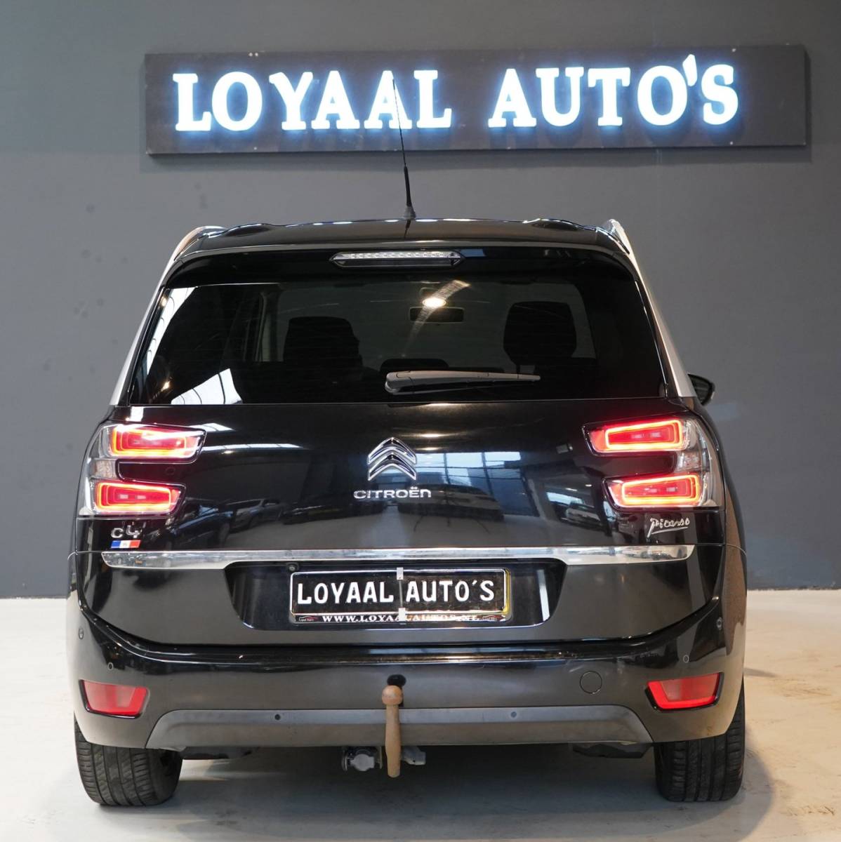 Citroën Grand C4 Picasso Citroen Grand C4 Picasso 1.2 PureTech Shine | 7 PERSOONS | NAVI | AIRCO | ACHTERUITRIJCAMERA | CRUISE | PDC |