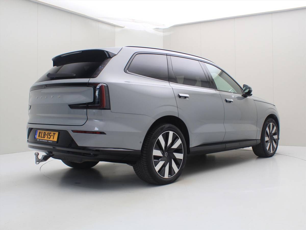 Volvo EX90 Volvo Ex90 Twin Motor Performance 517pk 7P Ultra [ LUCHTVERING+TREKHAAK+LEDER+PANODAK+B&W AUDIO+SOFTCLOSE+ACC ]