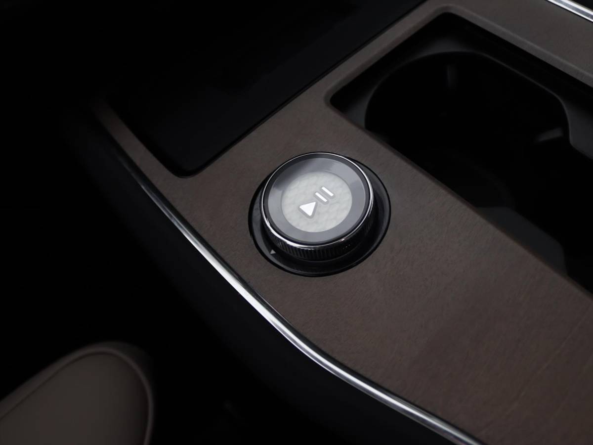 Volvo EX90 Volvo Ex90 Twin Motor Performance 517pk 7P Ultra [ LUCHTVERING+TREKHAAK+LEDER+PANODAK+B&W AUDIO+SOFTCLOSE+ACC ]
