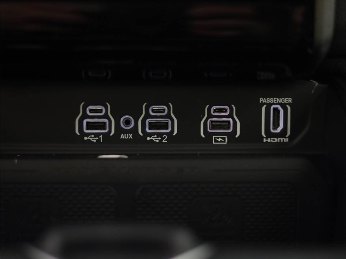 Dodge Ram 1500 Dodge Ram 1500 2025 3.0L HURRICANE LARAMIE Night | BPM VRIJ | NIEUW | LPG | Deksel  | Panoramadak