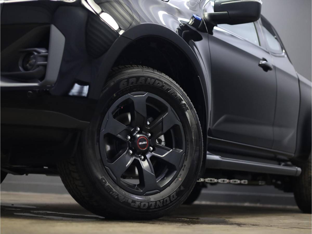 Isuzu D-Max Isuzu D-MAX EV EXTENDED CAB 4WD LSX AT
