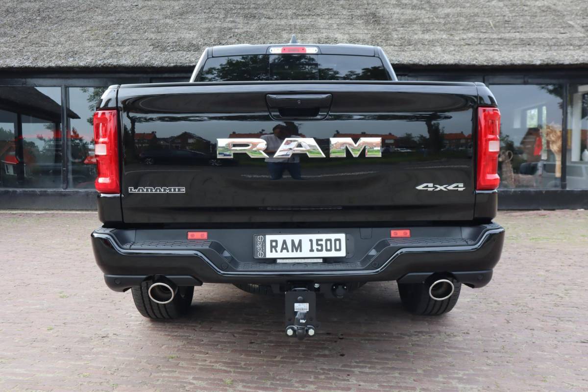 Dodge Ram 1500 Dodge Ram 1500 2025 3.0L HURRICANE LARAMIE SPORT | BPM VRIJ | NIEUW  | LPG in of onderbouw | Deksel