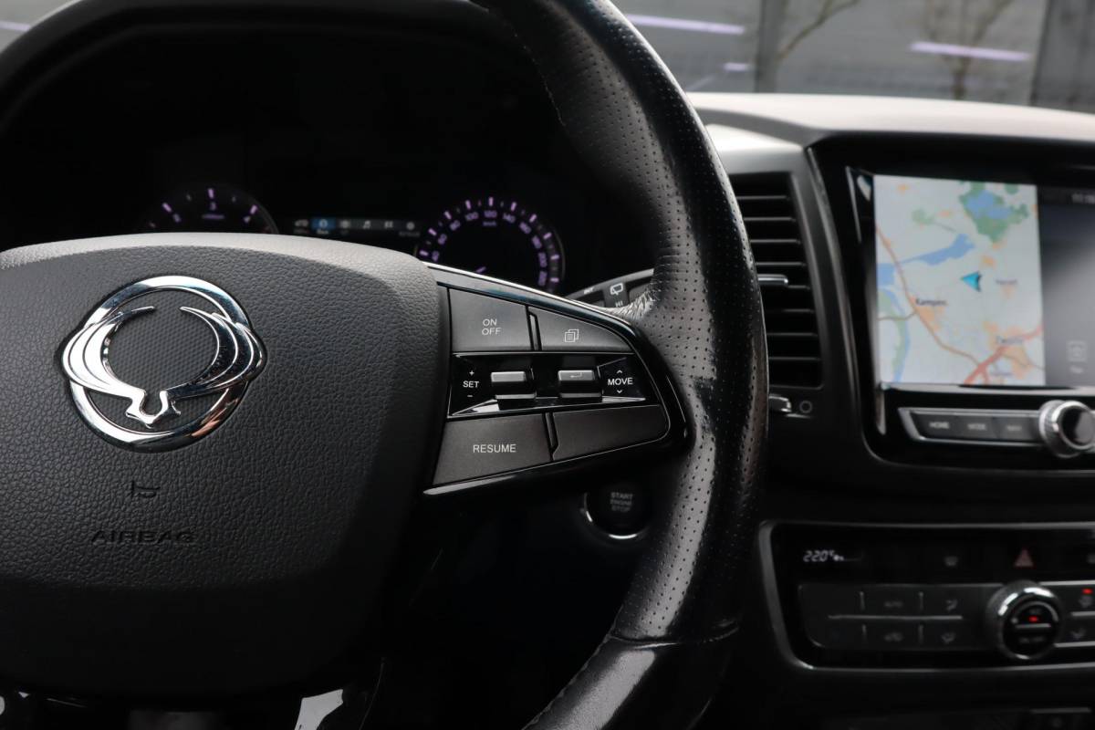 SsangYong Rexton SsangYong Rexton 2.2 e-XDi Sapphire | Stoel/Stuur verwarming | Camera | 4×4 | Lederenbekleding | 20 Inch Lichtmetalen velgen |