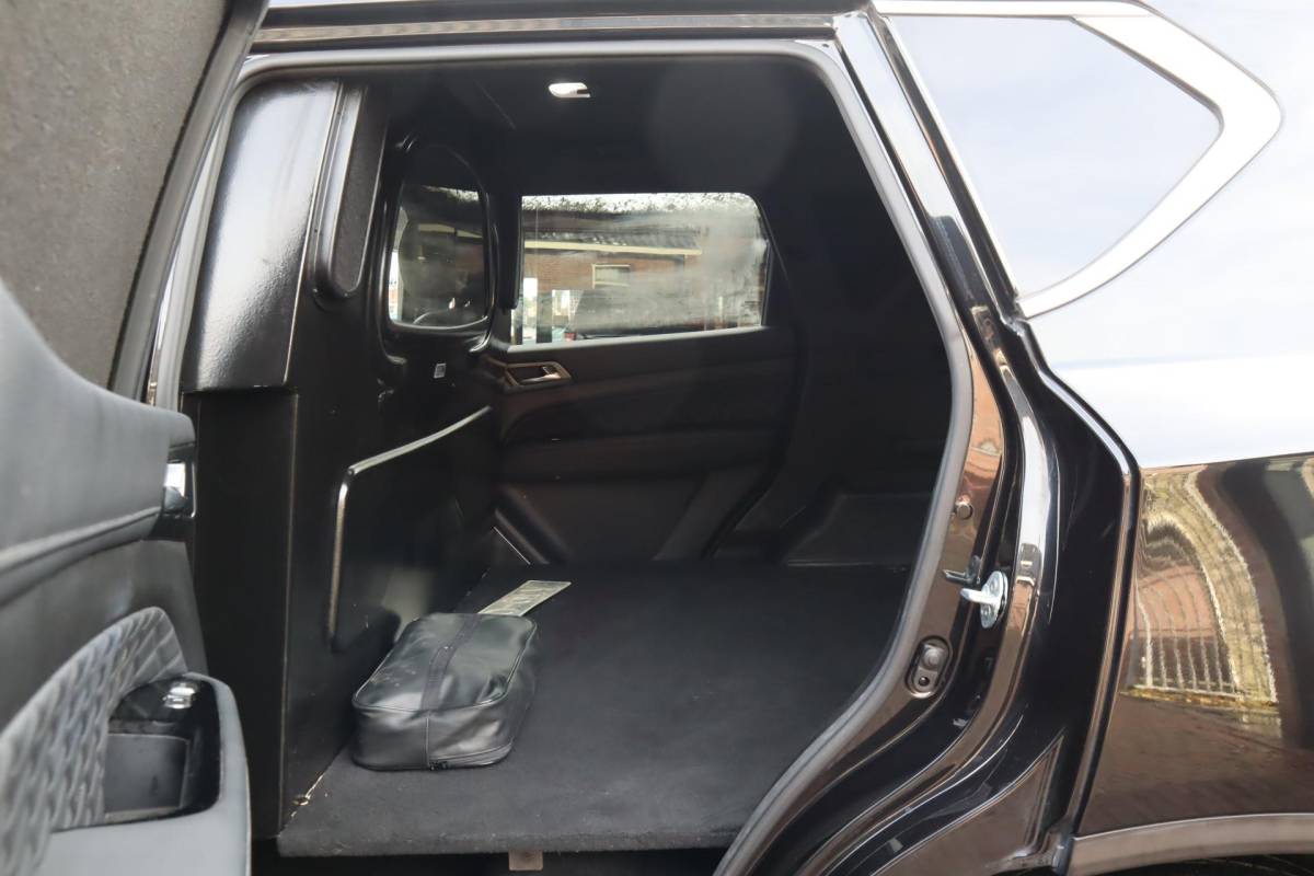 SsangYong Rexton SsangYong Rexton 2.2 e-XDi Sapphire | Stoel/Stuur verwarming | Camera | 4×4 | Lederenbekleding | 20 Inch Lichtmetalen velgen |