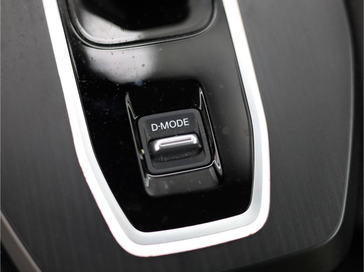 Nissan QASHQAI Nissan Qashqai 1.5 e-Power N-Connecta | 360 camera | Stuurwiel verwarmd | Stoelverwarming | Hybride | Elektrische kofferbak | Voorruit verwarming | Airco | Climate control |