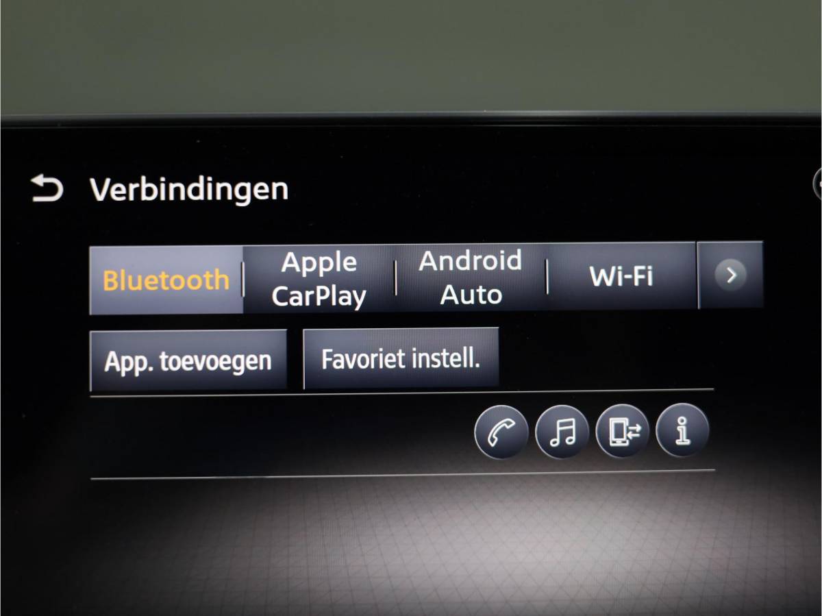 Nissan QASHQAI Nissan Qashqai 1.5 e-Power N-Connecta | 360 camera | Stuurwiel verwarmd | Stoelverwarming | Hybride | Elektrische kofferbak | Voorruit verwarming | Airco | Climate control |