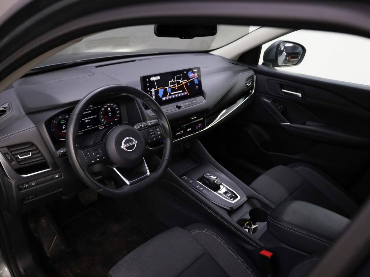 Nissan QASHQAI Nissan Qashqai 1.5 e-Power N-Connecta | 360 camera | Stuurwiel verwarmd | Stoelverwarming | Hybride | Elektrische kofferbak | Voorruit verwarming | Airco | Climate control |