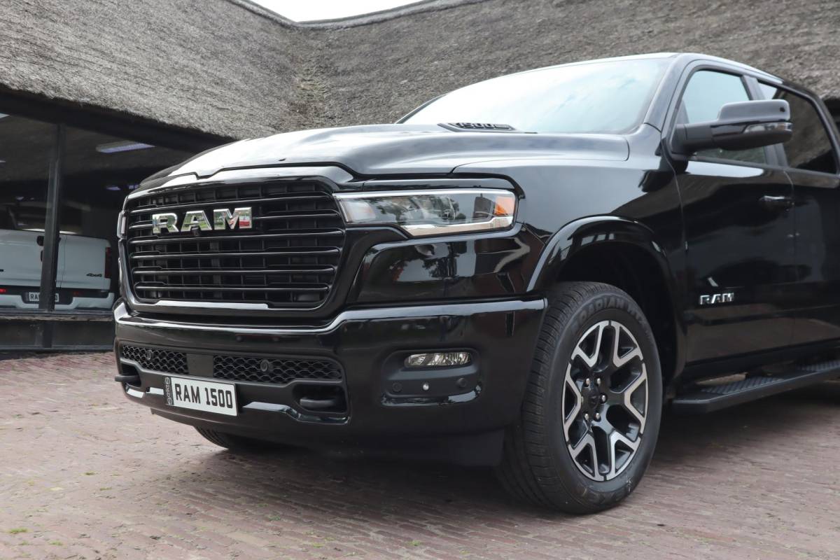 Dodge Ram 1500 Dodge Ram 1500 2025 3.0L HURRICANE LARAMIE SPORT | BPM VRIJ | NIEUW | LPG in of onderbouw | Deksel