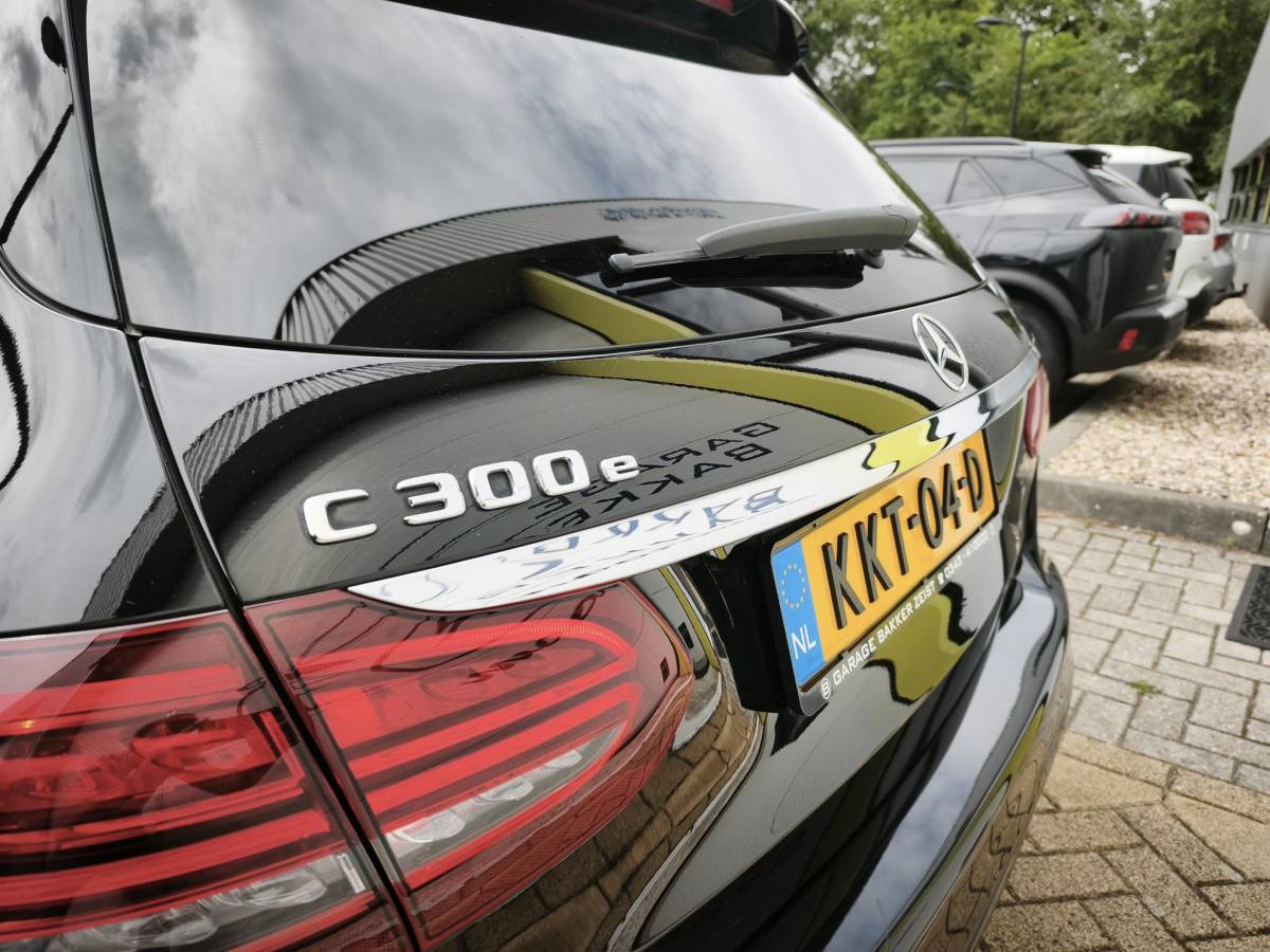 Mercedes-Benz C-Klasse Mercedes-Benz C-klasse Estate 300 e Business Solution AMG