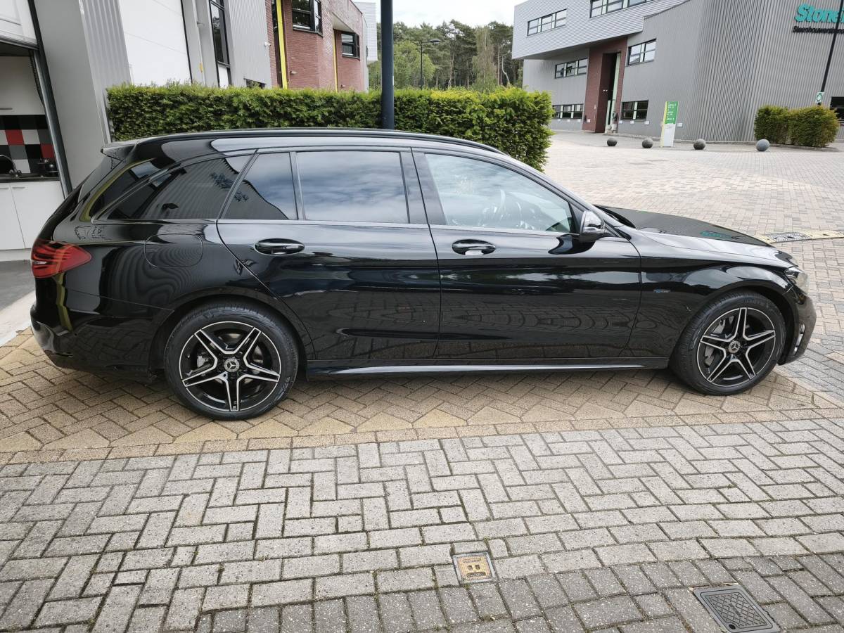 Mercedes-Benz C-Klasse Mercedes-Benz C-klasse Estate 300 e Business Solution AMG
