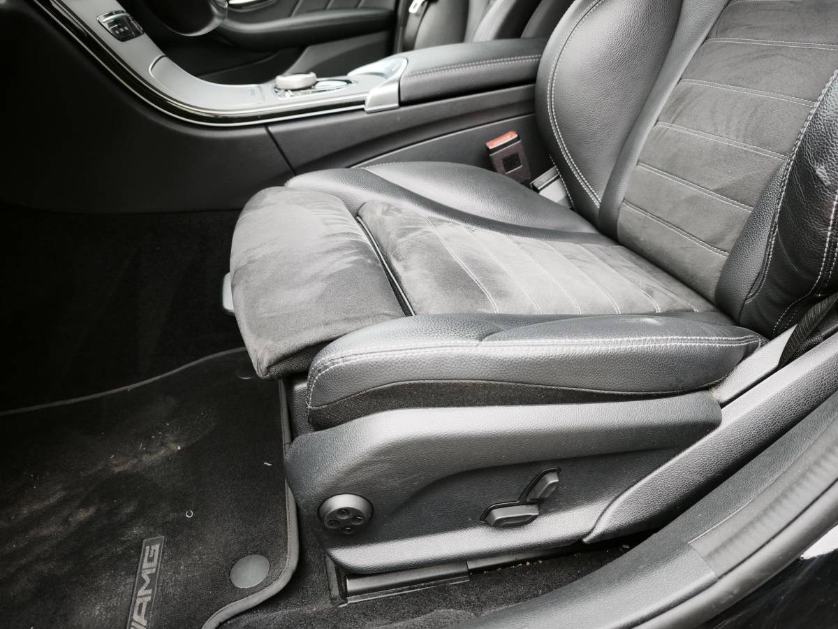Mercedes-Benz C-Klasse Mercedes-Benz C-klasse Estate 300 e Business Solution AMG