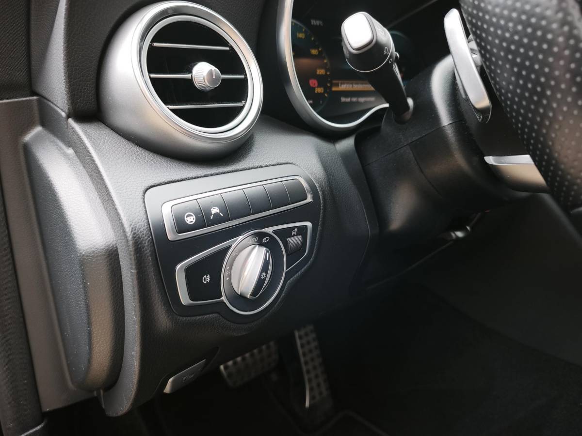 Mercedes-Benz C-Klasse Mercedes-Benz C-klasse Estate 300 e Business Solution AMG