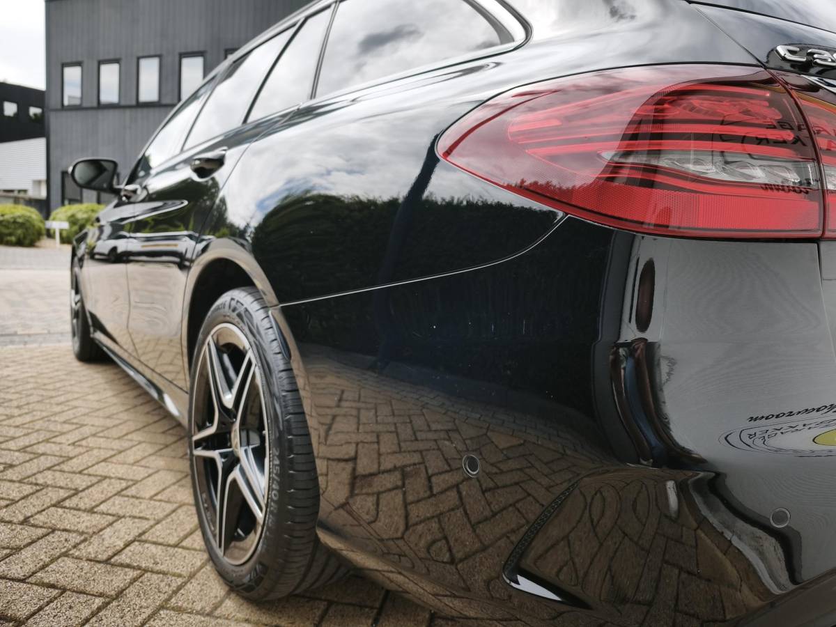 Mercedes-Benz C-Klasse Mercedes-Benz C-klasse Estate 300 e Business Solution AMG