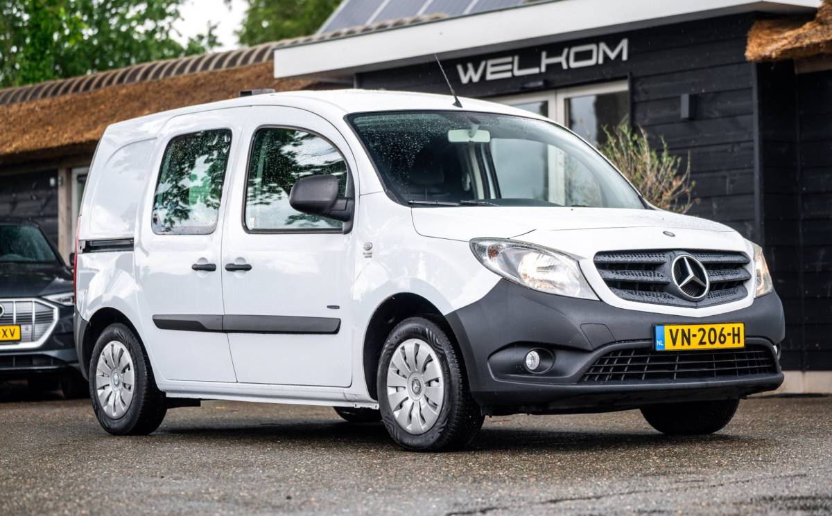 Mercedes-Benz Citan Mercedes-Benz Citan 108 CDI BlueEFFICIENCY Trekhaak I Airco I Cruise I Bluetooth I Parkeersensoren