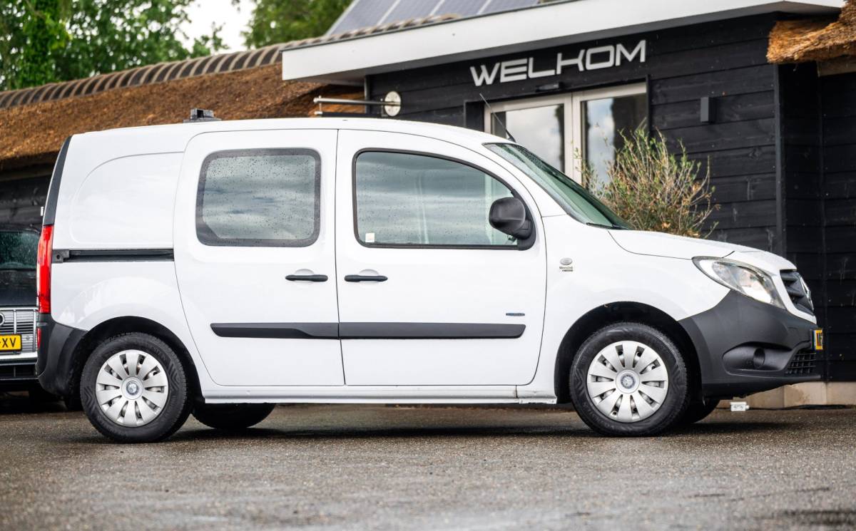 Mercedes-Benz Citan Mercedes-Benz Citan 108 CDI BlueEFFICIENCY Trekhaak I Airco I Cruise I Bluetooth I Parkeersensoren