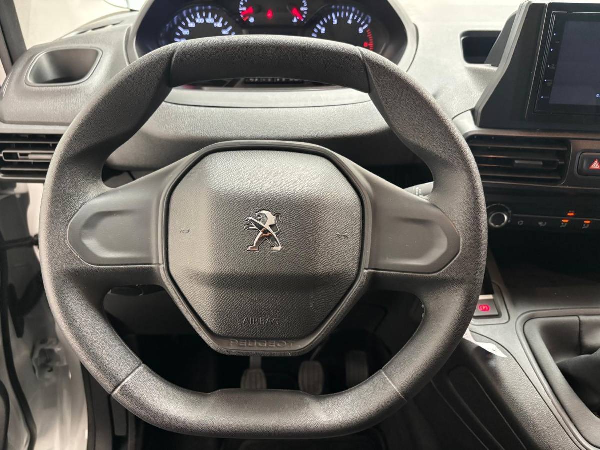 Peugeot Partner Peugeot Partner 1.5 BlueHDi 100PK L2 Navigatie Airco Camera