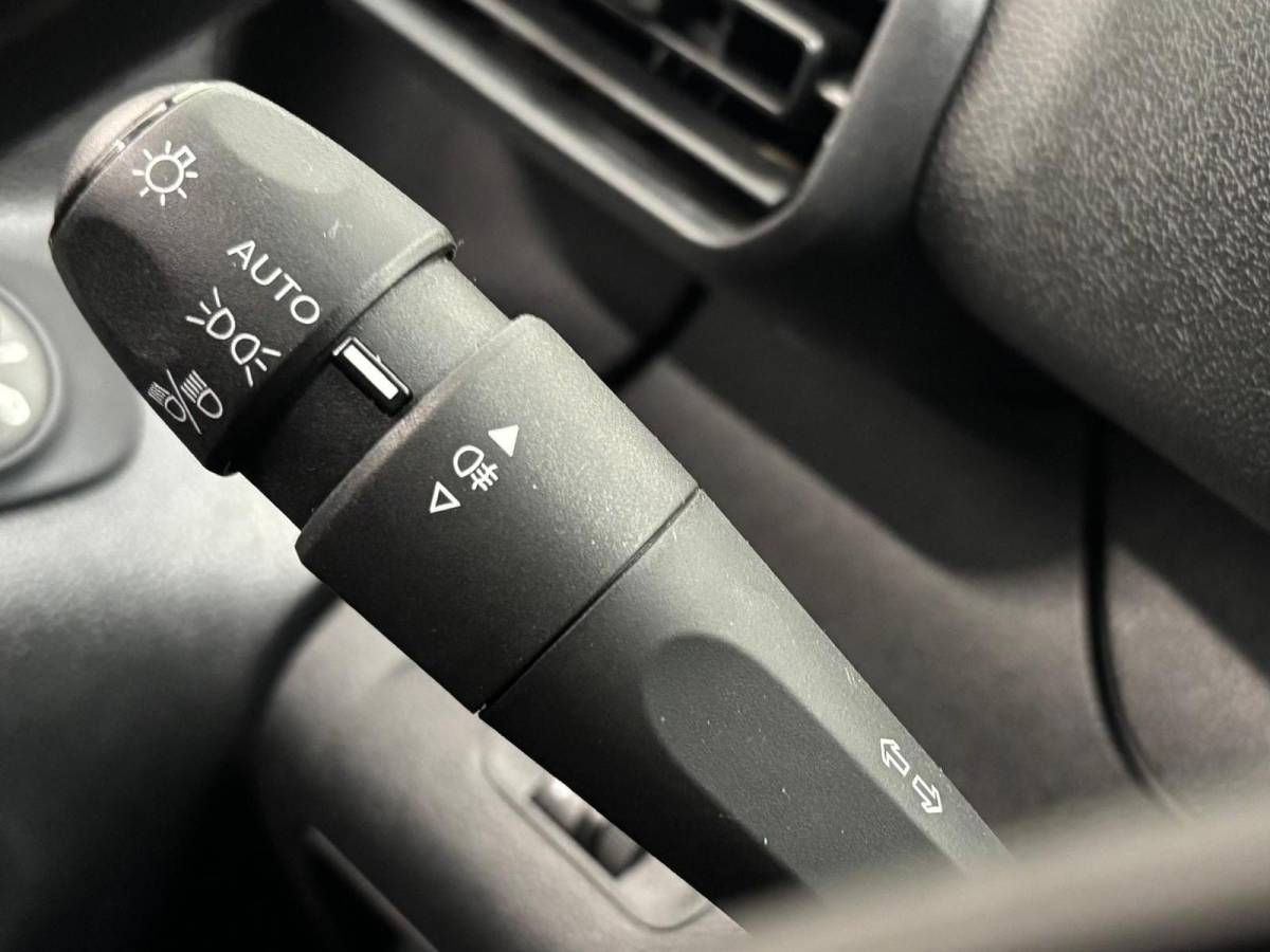 Peugeot Partner Peugeot Partner 1.5 BlueHDi 100PK L2 Navigatie Airco Camera