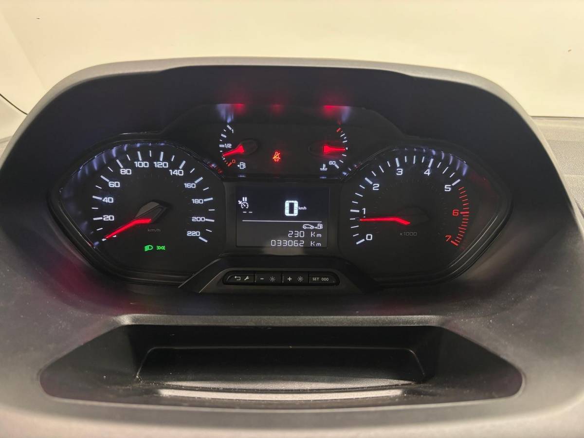 Peugeot Partner Peugeot Partner 1.5 BlueHDi 100PK L2 Navigatie Airco Camera